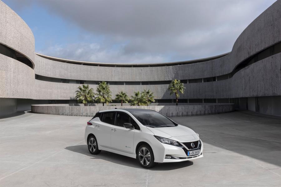  Nissan Leaf 2018 года  (WW) (фото 20 из 40)
